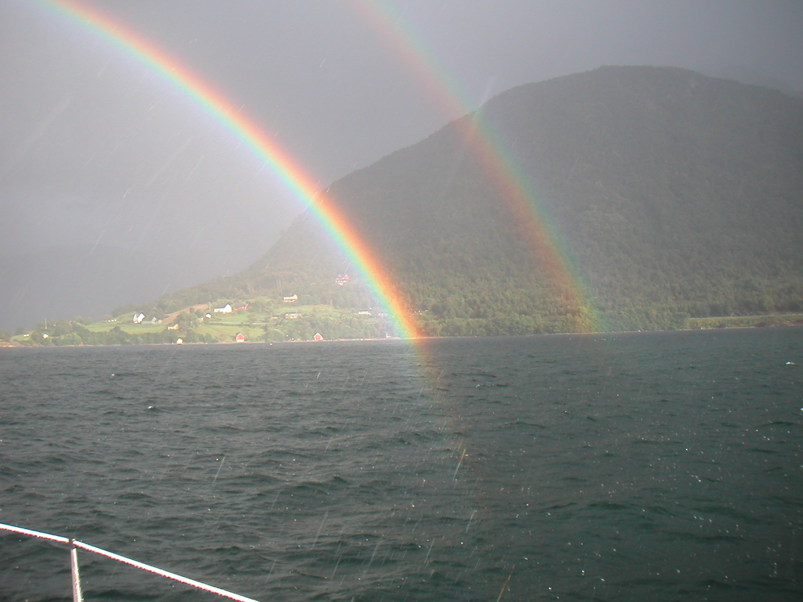 Hardangerfjorden - 2005